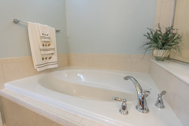 027_8459_benelli-27_832